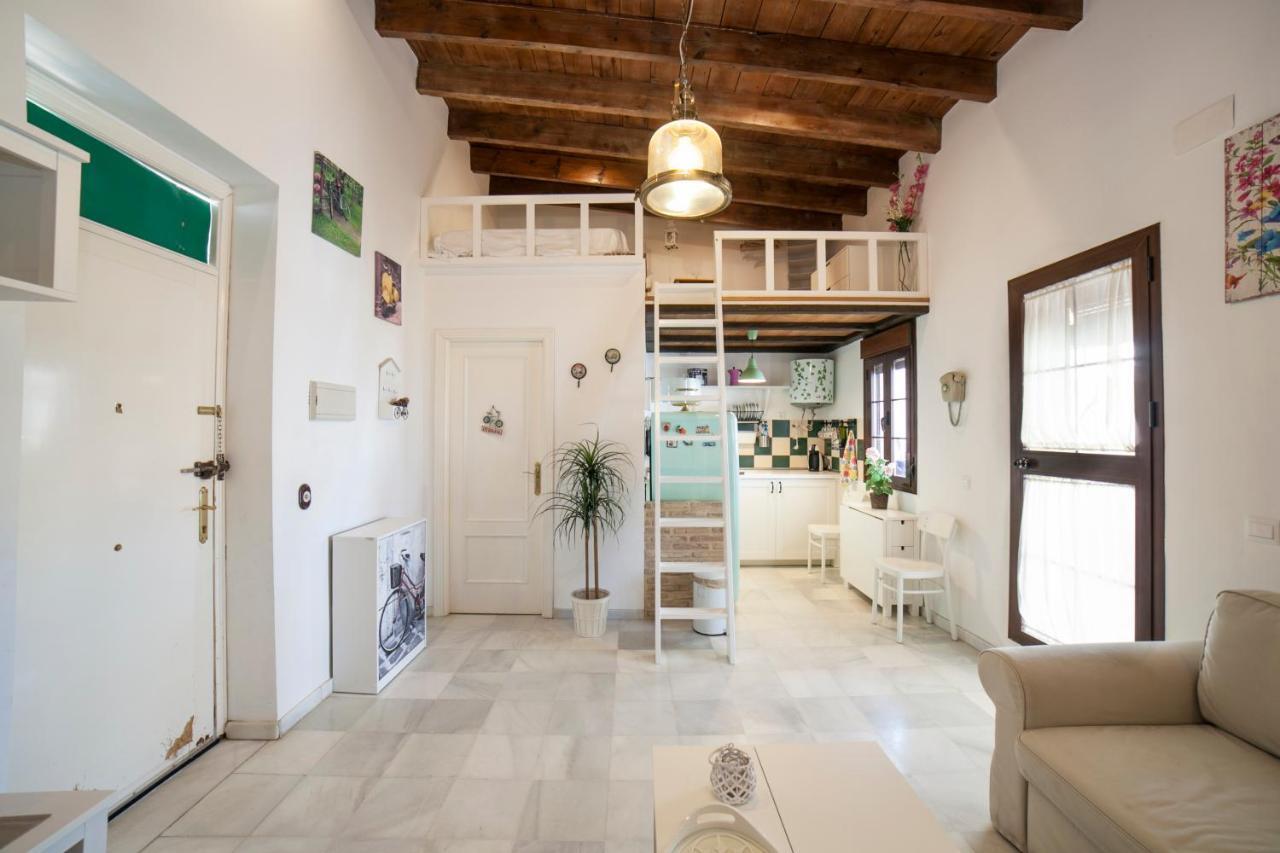 Alohamundi Castilla II Seville Exterior photo